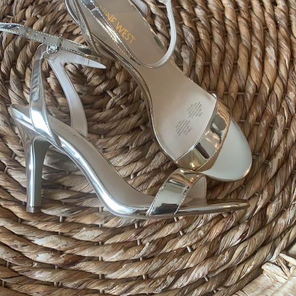 Nine West Aniston Metallic Heel - Picture 2 of 4